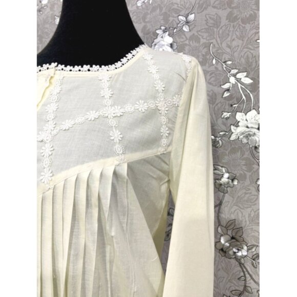 SoieRose Victorian Ivory Nightgown with Long Sleeves – 100% Cotton Sleepwear-SR- - Picture 4 of 5